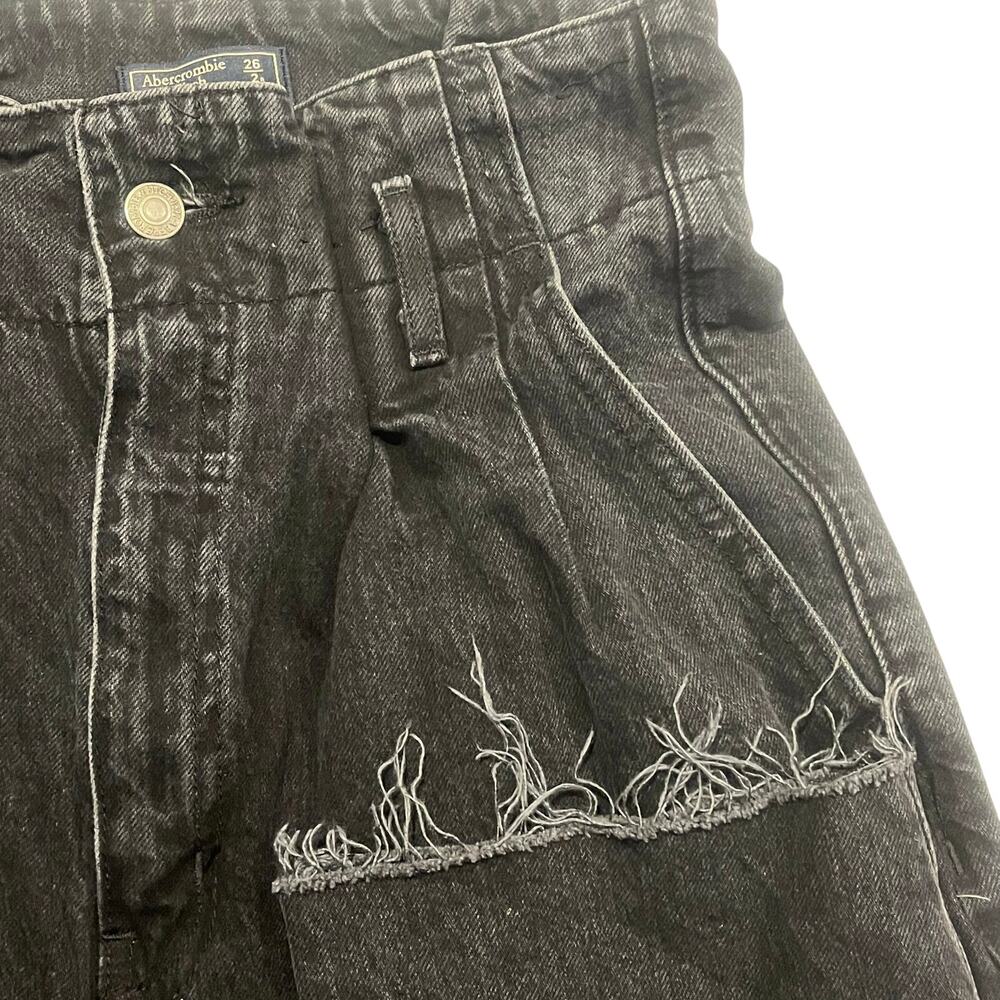 Abercrombie & Fitch A&F Mom‎ Jeans Womens 26/2 Faded Black Distressed Jeans